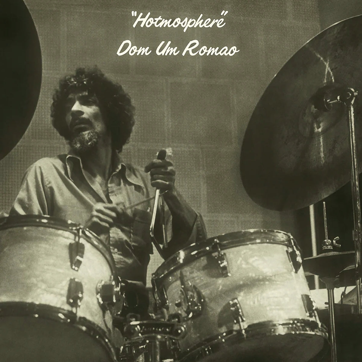 DOM UM ROMAO / HOTMOSPHERE